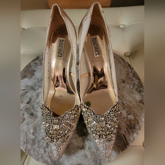 Badgley Mischka Glittering Silver Heels - Picture 7 of 16